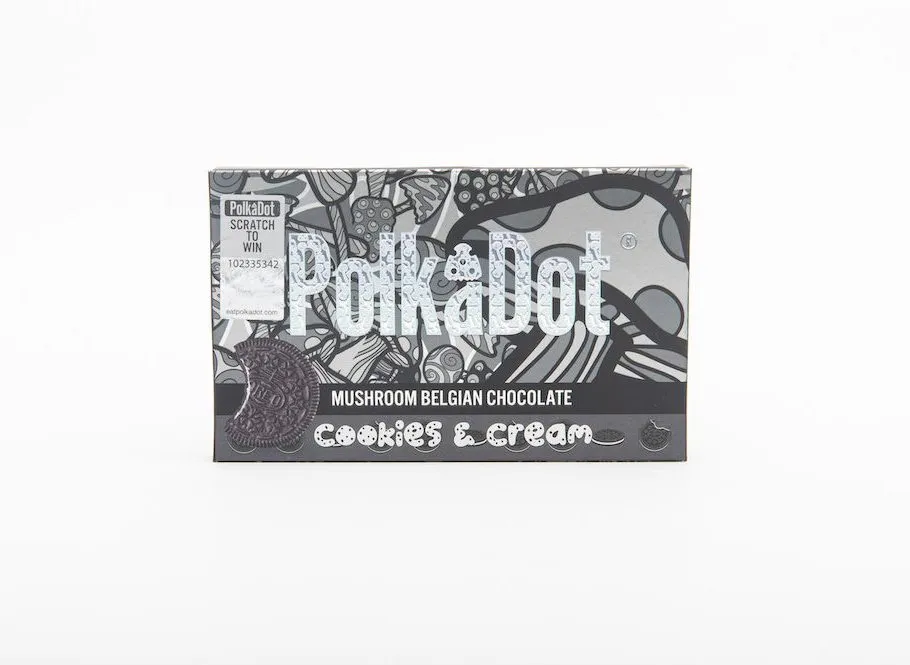 COOKIES & CREAM CHOCOLATE BAR